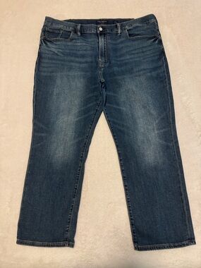 Lucky Brand Men's Straight Jeans in Medium Blue Wash - 44x30